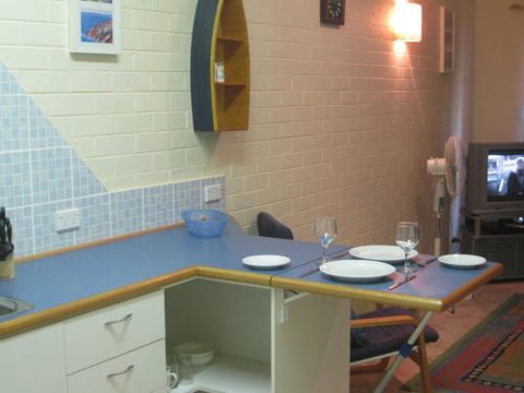 Windsurfer Beach Chalets - Accommodation Cooktown 5