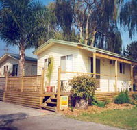 Riviera Caravan Park - Accommodation Cooktown