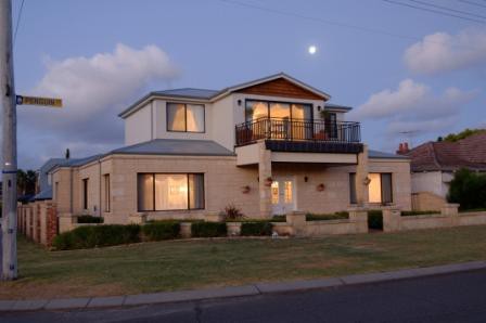 Holiday Apartments Perth - Accommodation Cooktown 0