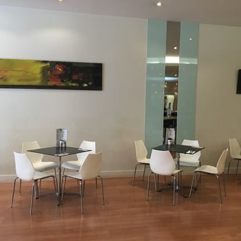 Ramada Encore Dandenong - Accommodation Cooktown 3