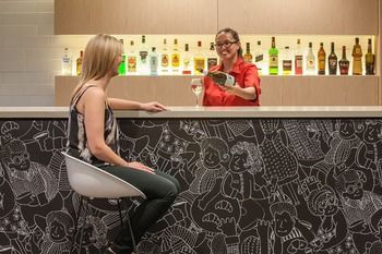 Ibis Melbourne Hotel And Apartments - Accommodation Cooktown 4