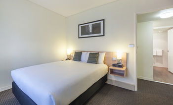 Ibis Melbourne Hotel And Apartments - Accommodation Cooktown 11
