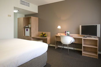 Ibis Melbourne Hotel And Apartments - Accommodation Cooktown 16
