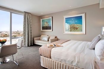 Art Series - The Olsen - Accommodation Cooktown 7