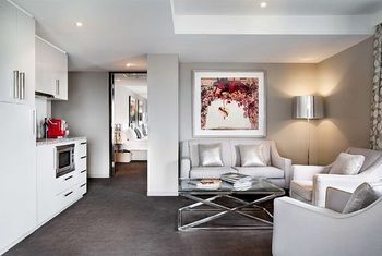 Art Series - The Olsen - Accommodation Cooktown 41