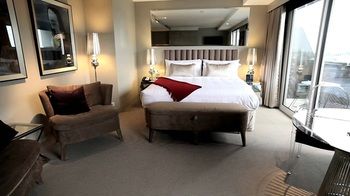 Art Series - The Olsen - Accommodation Cooktown 42