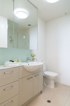 AKOM Docklands - Accommodation Cooktown 29