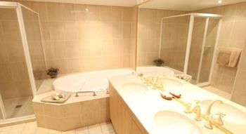 The Hermitage Motel - Accommodation Cooktown 38