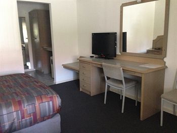 Nunawading Motor Inn - Accommodation Cooktown 0