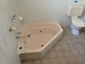 Nunawading Motor Inn - Accommodation Cooktown 18