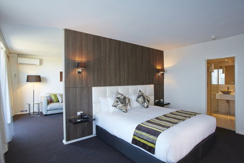 Holiday Inn Warwick Farm - Accommodation Cooktown 4