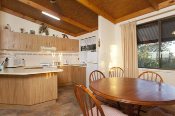 Eagleview Resort - Accommodation Cooktown 33