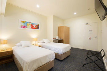 High Flyer Hotel - Accommodation Cooktown 16