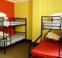 Central Perk Backpackers - Hostel - Accommodation Cooktown