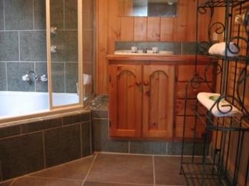 Belle's At Montville - Accommodation Cooktown 17