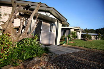 Yabbaloumba Retreat - Accommodation Cooktown 12
