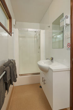 Gundagai Cabins & Tourist Park - Accommodation Cooktown 11