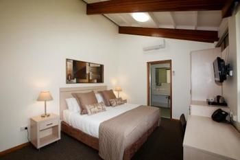 Hunter Valley Hotel Academy - Accommodation Cooktown 3