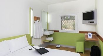 Ibis Budget Newcastle - Accommodation Cooktown 2