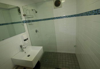 Zing Backpackers - Accommodation Cooktown 14