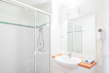 The Brighton Apartments - Accommodation Cooktown 7