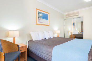 The Brighton Apartments - Accommodation Cooktown 15