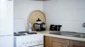 Apartment2c - Somerset - Accommodation Cooktown 2