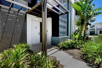 Magenta Studio Room - Accommodation Cooktown 3