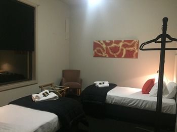 The Criterion Pub And Kitchen Carrington - Accommodation Cooktown 5