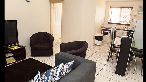 BEST WESTERN Caboolture Central Motor Inn - Accommodation Cooktown 1