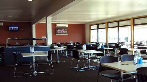 BEST WESTERN Beachfront At Bicheno - Accommodation Cooktown 4