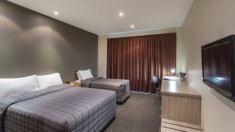 BEST WESTERN Foreshore Motel - Accommodation Cooktown 0