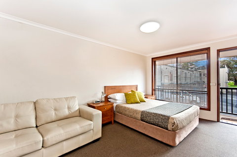 BEST WESTERN Tudor Motor Inn - Accommodation Cooktown 2