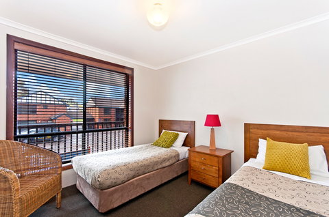 BEST WESTERN Tudor Motor Inn - Accommodation Cooktown 3
