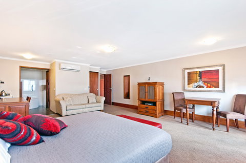 BEST WESTERN Tudor Motor Inn - Accommodation Cooktown 6