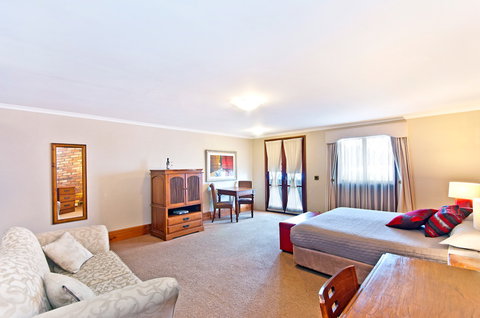 BEST WESTERN Tudor Motor Inn - Accommodation Cooktown 7