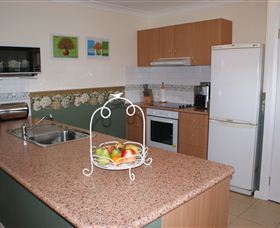 Eloura Luxury Self-Contained Bed & Breakfast Accommodation - Accommodation Cooktown 3
