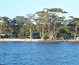 Tuckers Rocks Cottage - Accommodation Cooktown 2