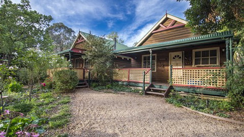 Trawool Cottages & Farmstay - Accommodation Cooktown 3