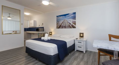 A'Montego Mermaid Beach Motel - Accommodation Cooktown 3