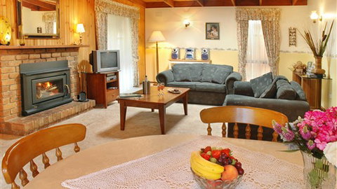 Woodland By The Bay - Accommodation Cooktown 4