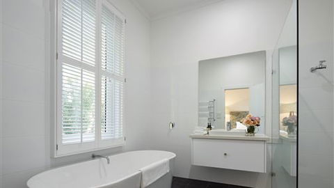 The Cottage At Bolobek - Accommodation Cooktown 2