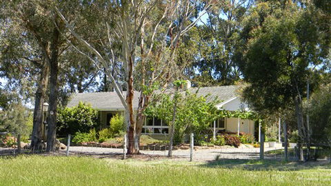 Cygnet Park Country Retreat - Accommodation Cooktown 2