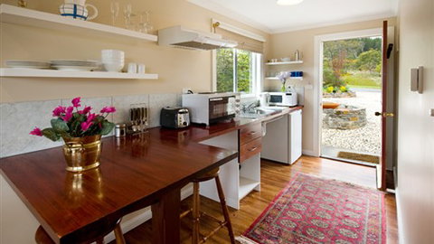 Argus Hill - Daylesford - Accommodation Cooktown 1