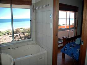 Ceduna Shelly Beach Caravan Park And Beachfront Villas - Accommodation Cooktown 0