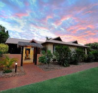 Bali Hai Resort  Spa - Accommodation Cooktown