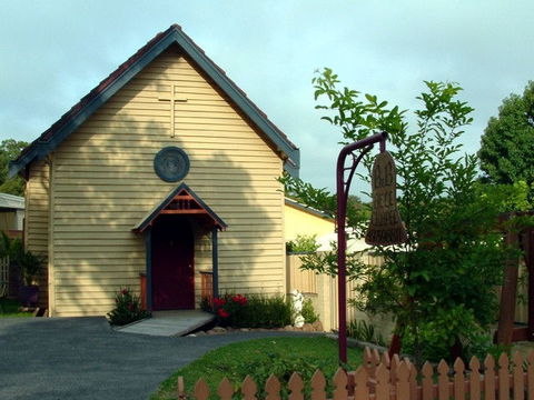 Bell Chapel B & B - Accommodation Cooktown 1