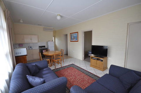 BEST WESTERN Melaleuca Motel & Apartments - Accommodation Cooktown 2