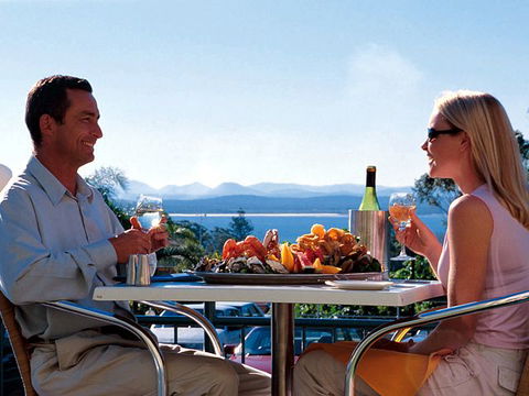 Boathouse Resort Tea Gardens - Accommodation Cooktown 2