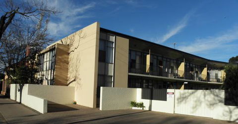 Capri Lodge Apartments - Accommodation Cooktown 3